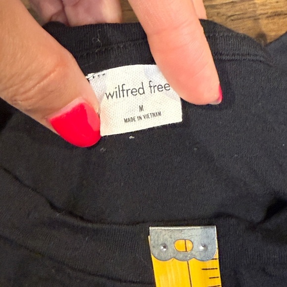 Wilfred Free Classic Black T-Shirt size M - Picture 5 of 6